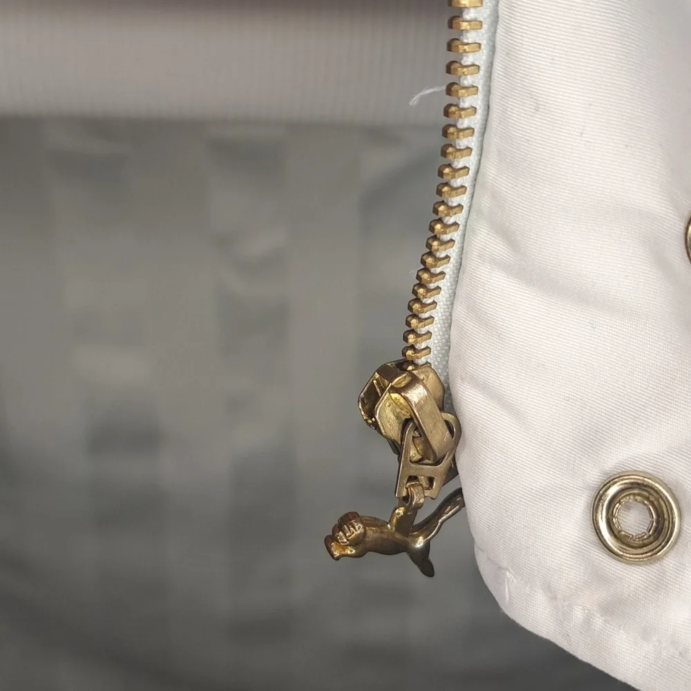 White Puma Jacket with Pink Lining and Faux Fur Trim Size Small - Picture 4 of 9